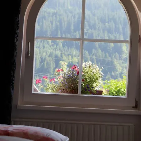 Luzia * Wald am Arlberg